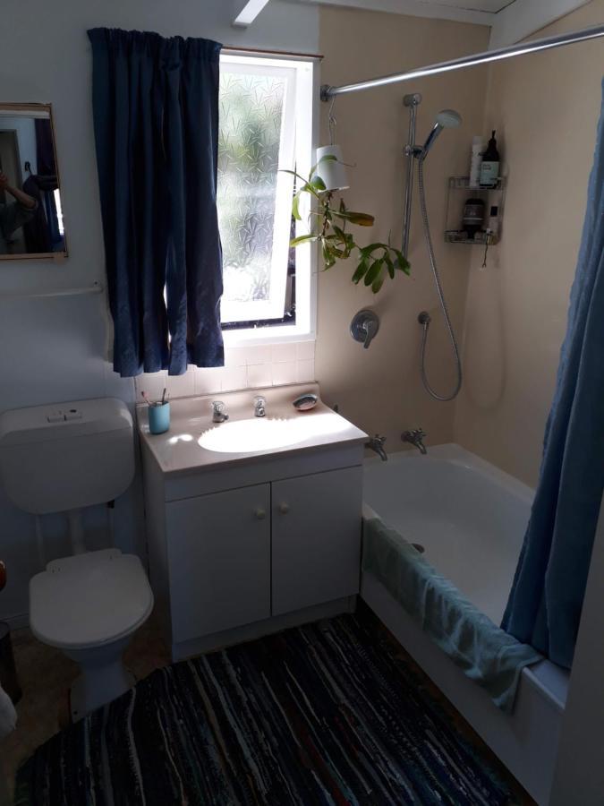 Botanic Gardens View Hotel Dunedin Bagian luar foto